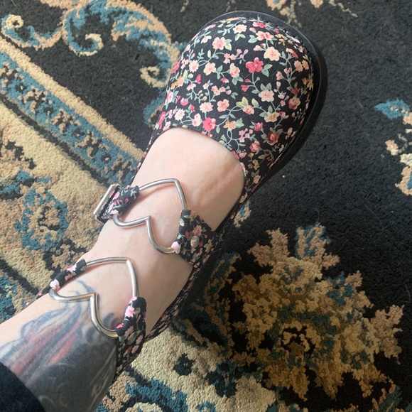 Demonia Shoes - Floral platform Mary janes